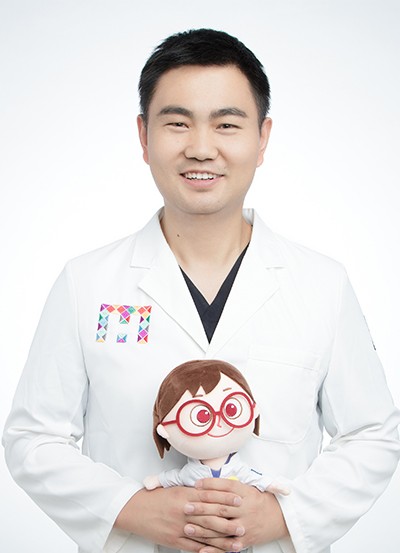昆明尚愛(ài)韓美口腔門(mén)診部 陸成華